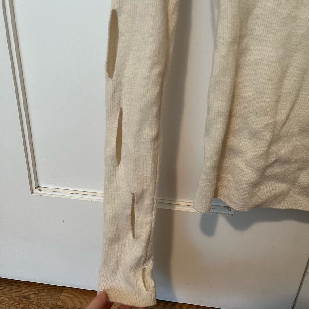 “Source Unknown” Off White Sleeve Cutout Sweater - image 4